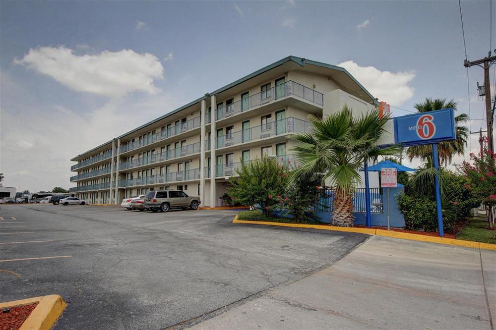 Red Roof Inn San Antonio Northeast - Rittiman Rd Eksteriør billede